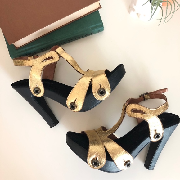 galibelle Shoes - Vintage Galibelle Metallic Gold Chunky Heels